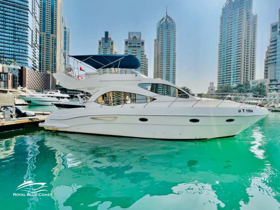 Dubai: Atlantis and Burj Al Arab Cruise on Luxury Yacht - Picking the best time of day
