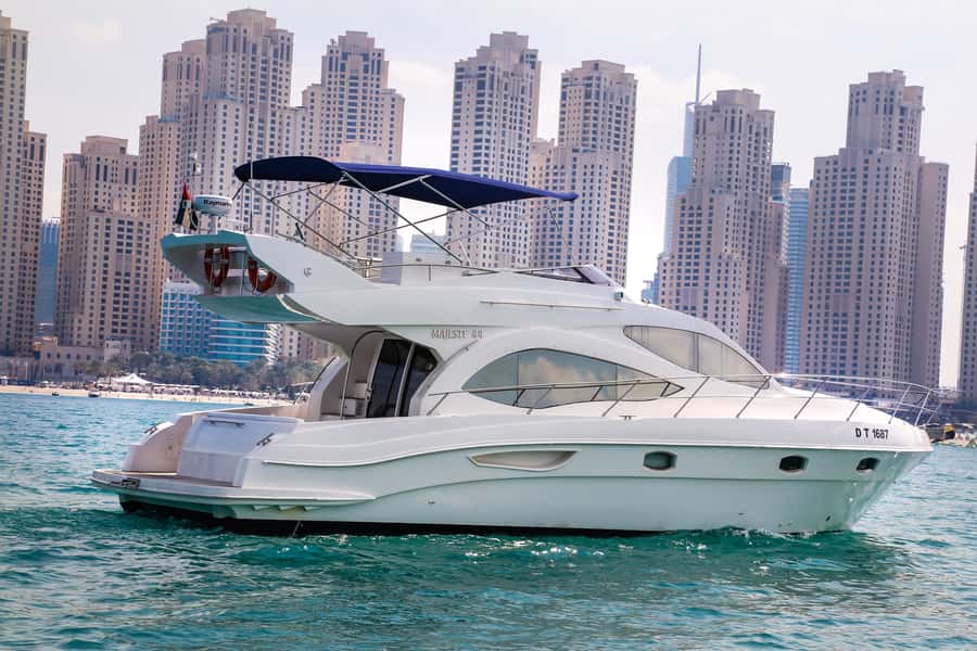 Dubai: Atlantis and Burj Al Arab Cruise on Luxury Yacht - Palm Jumeirah from the water