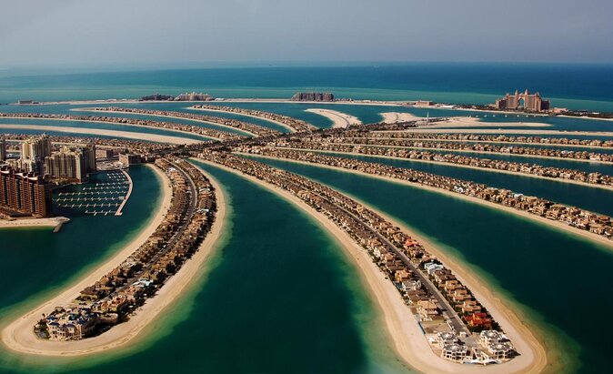 Dubai Harbour Super Yacht Experience with gourmet & Drinks - What this Dubai yacht cruise is really like