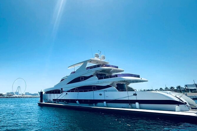 Dubai Harbour Super Yacht Experience with gourmet & Drinks - Choosing the right departure time