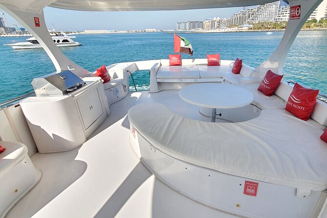 Dubai Marina 1hr Yacht tour with Drinks - What you actually get to drink