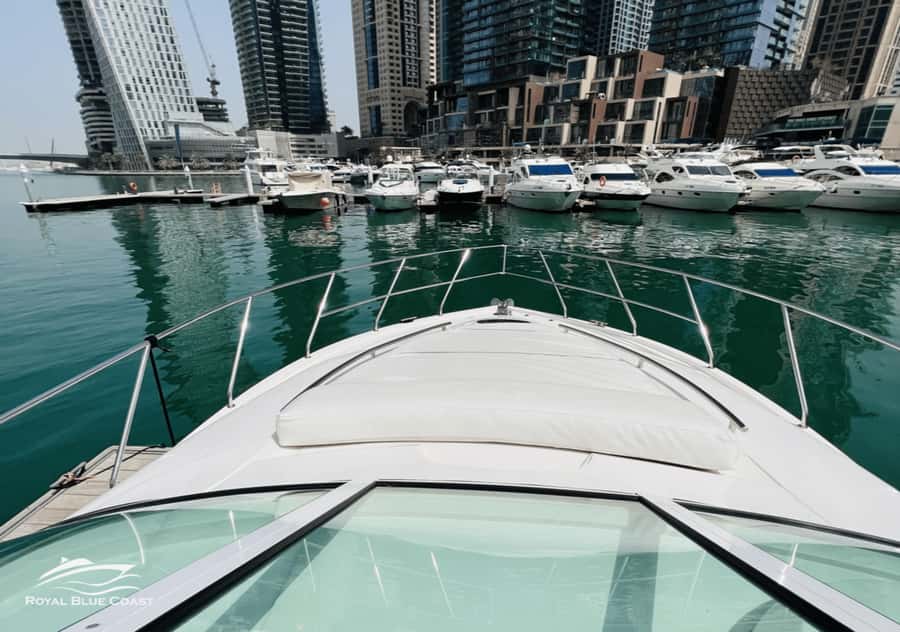 Dubai Marina: 2-Hour Mini Yacht Ride - Skydive Dubai, Kempinski, and the Palm views