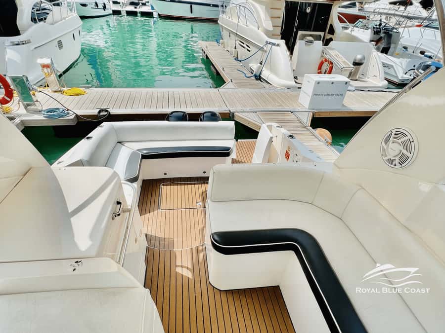 Dubai Marina: 2-Hour Mini Yacht Ride - Burj Al Arab and the return route