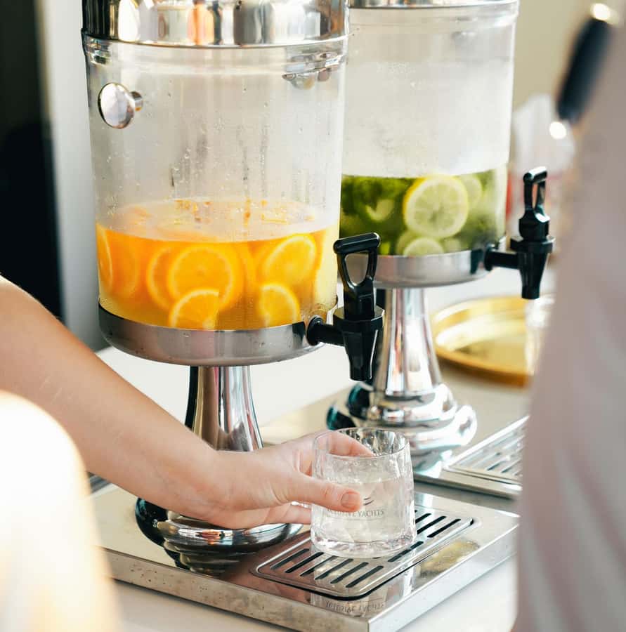 Dubai Marina: Luxury Yacht Tour with Breakfast or BBQ Option - JBR and the coastal skyline