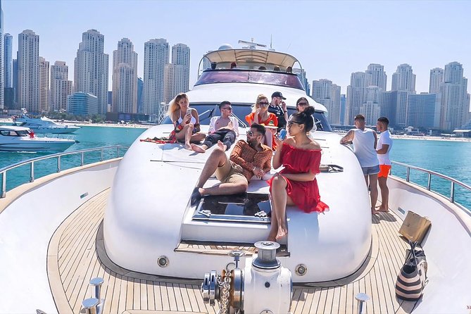 Dubai Marina Yacht Tour with Optional Breakfast or BBQ - Choosing between one, two, and three hours