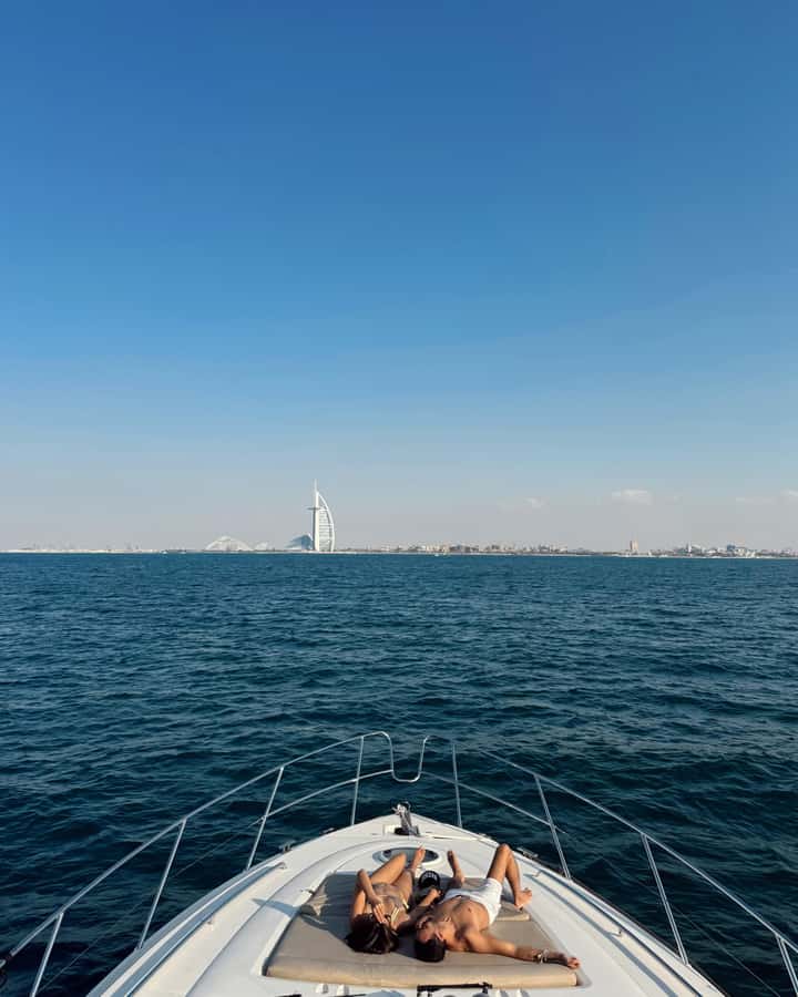 Dubai: Palm Jumeirah luxury private yacht Tour - Should you book the Dubai yacht tour?