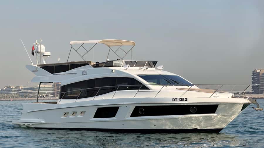 Dubai: Palm Jumeirah luxury private yacht Tour - Choose the route that fits your day