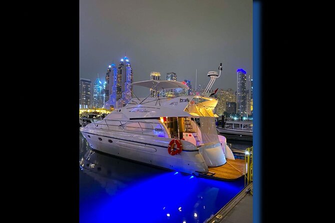 Dubai: Private Luxury Cruise on a Stylish 50ft Yacht - The one-hour Dubai Marina route