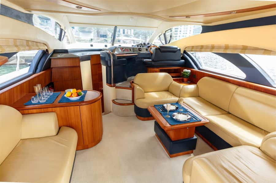 Dubai: Private Luxury Yacht Cruise for up to 20 People - Choosing between daytime and evening