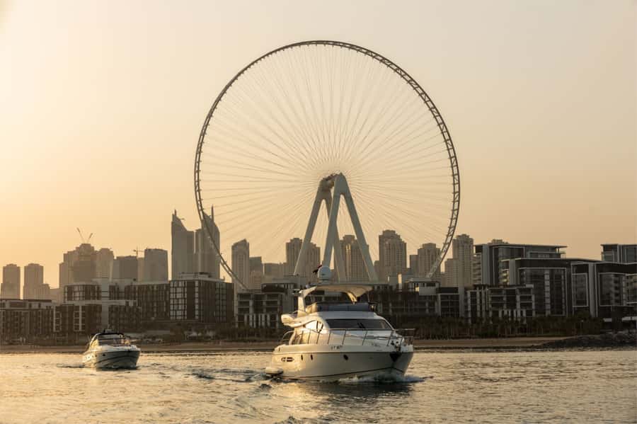 Dubai: Private Luxury Yacht Cruise for up to 20 People - Dubai Marina canals and Jumeirah Beach Residence