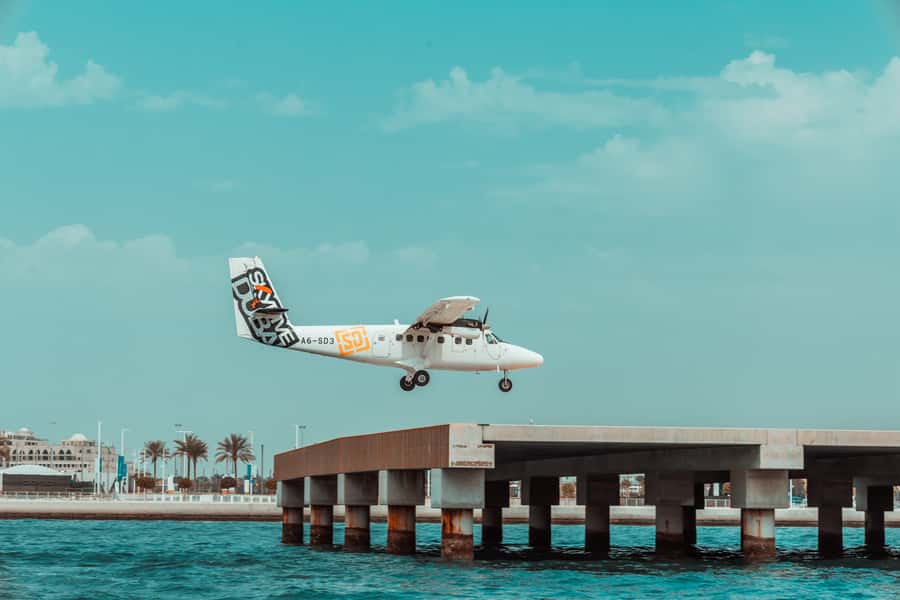 Dubai: Private VIP Luxury Yacht Tour with BBQ & Drinks - Atlantis and the outer coastline