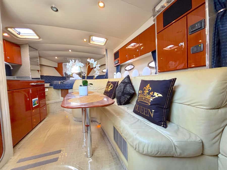 Dubai: Private Yacht Cruise for Unforgettable Memories - Service, celebrations, and personal touches
