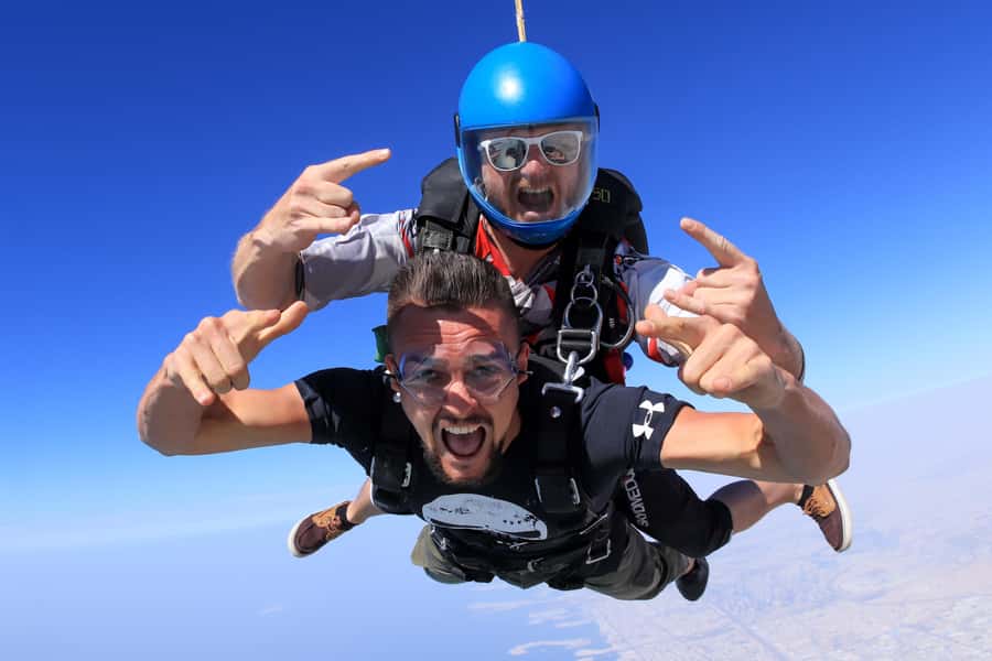 Dubai: Skydive at The Palm with Photos, Video & Yacht Tour - Sixty seconds of freefall