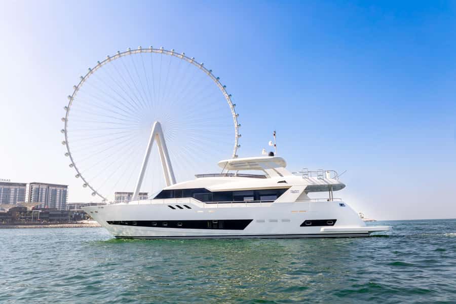 Dubai: The Luxury Yacht Tour with Live BBQ Option - Leaving Dubai Harbour and finding the yacht club