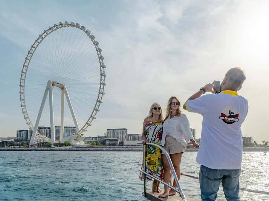 Dubai: The View At The Palm Ticket & 1.5 Afternoon Yacht - The 1.5-hour yacht route past Atlantis