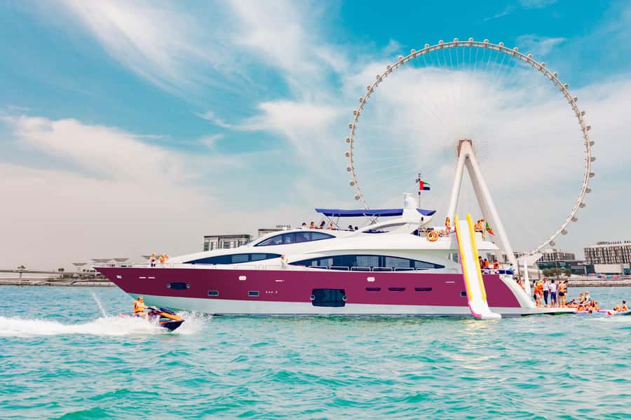 Dubai: Yacht Cruise with Swimming, Snorkeling and BBQ Lunch - The yacht, deck space, and overall feel