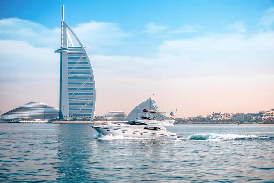 Dubai Yacht Tour - Boat Trip upto 12 guests Private event - Burj Al Arab and Umm Suqeim