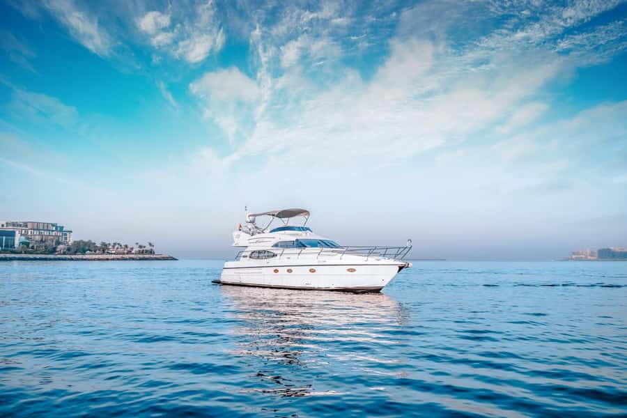 Dubai Yacht Tour - Boat Trip upto 12 guests Private event - Onboard comfort, food, music, and swimming