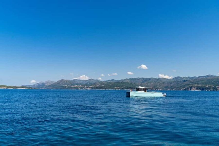 Dubrovnik: Blue Cave Catamaran Tour with Drinks and Snorkel - Green Cave: the first 45-minute swim
