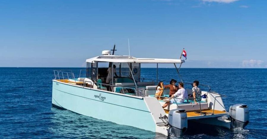Dubrovnik: Blue Cave Catamaran Tour with Drinks and Snorkel - Who should book this outing