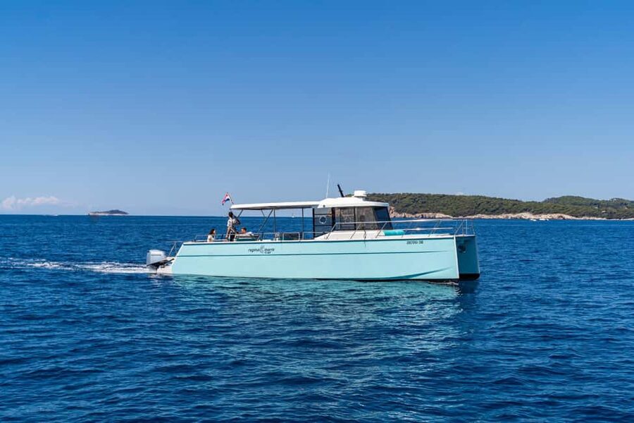 Dubrovnik: Sunset Catamaran Cruise with Sparkling Wine - Passing Lokrum as the colors change