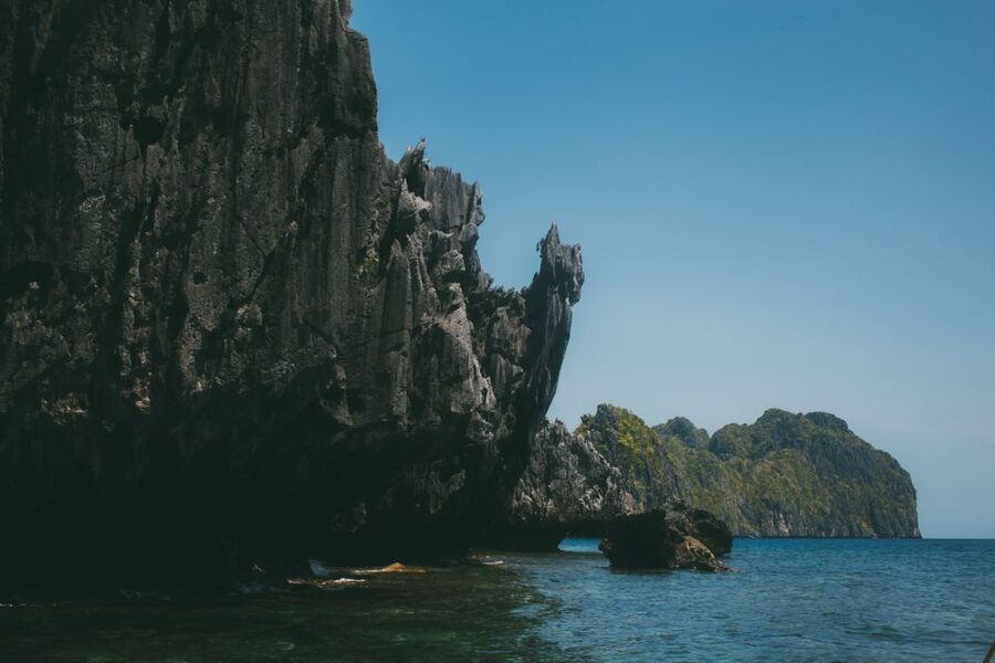 El Nido: Full-Day Premium Island Hopping Catamaran Cruise - Tuesday, Thursday, and Saturday: Cadlao Lagoon to Small Lagoon