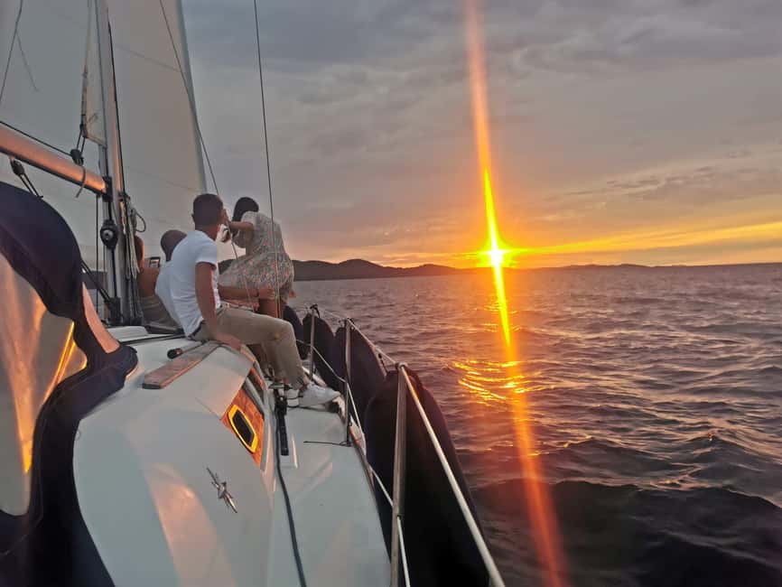 Elegant Sunset cruise under sails,large yacht,full comfort - Key points to know before sailing