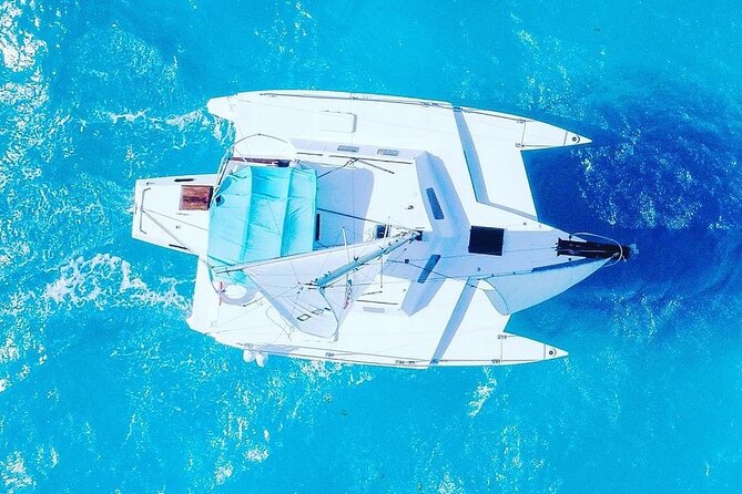 Exciting Catamaran Tour to Isla Mujeres, from Cancún! - Buffet lunch at the beach club