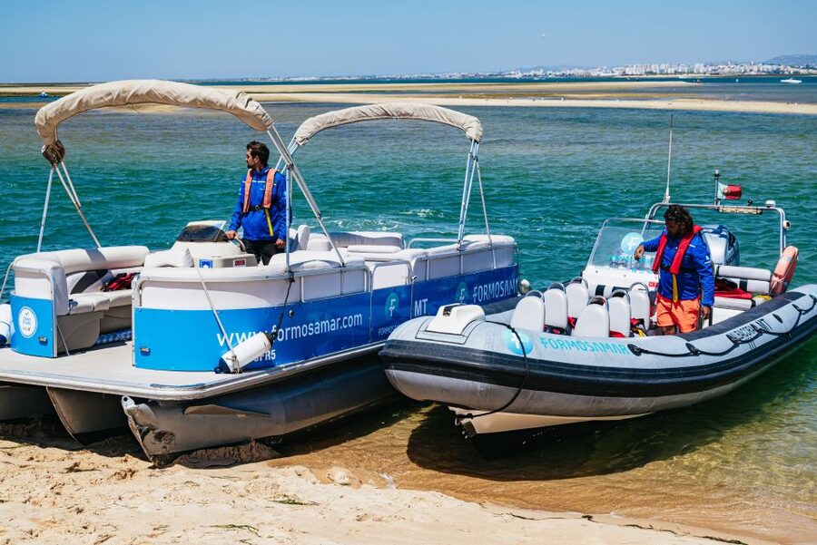 Faro: Deserta Island and Farol Island Catamaran Boat Trip - The return route adds more than transport