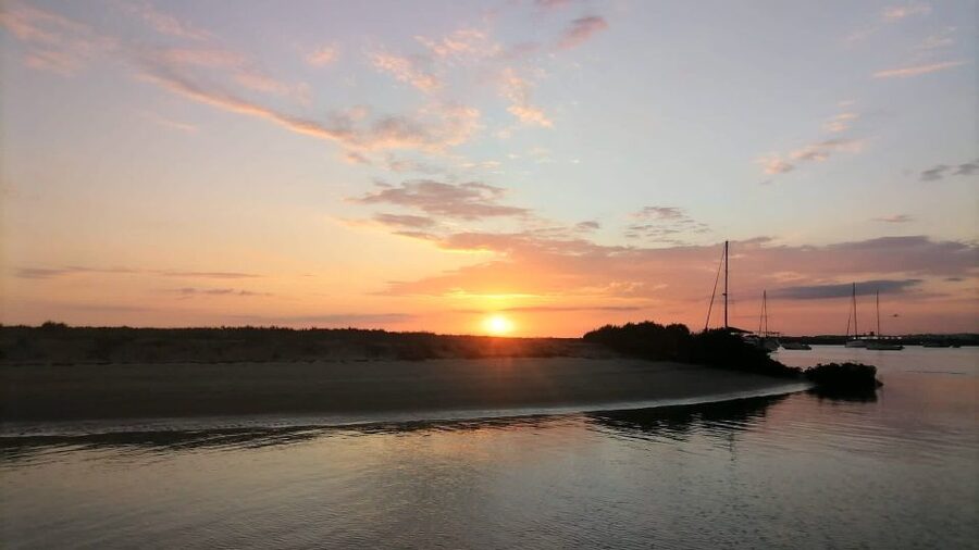 Faro: Ria Formosa Guided Sunset Tour by Catamaran - The return through the park