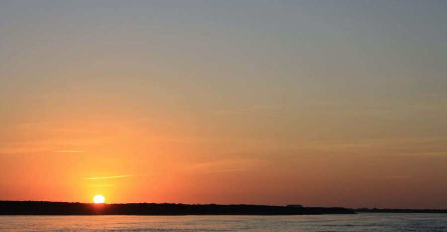 Faro: Ria Formosa Guided Sunset Tour by Catamaran - The first 20 minutes on the catamaran