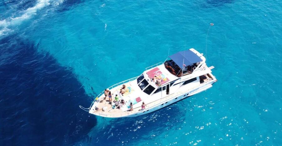 Favignana and Levanzo in relax with yacht Floen - Time ashore in Favignana