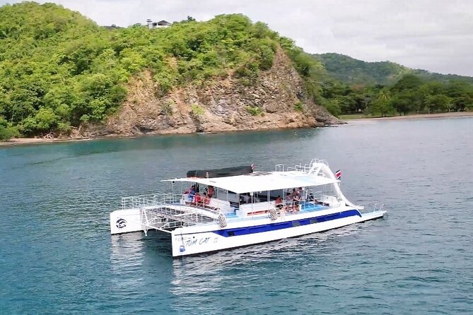 Flamingo Family Fun Catamaran Snorkel:Comfortable shaded seating - Key points at a glance
