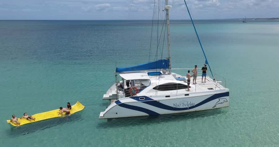 Fraser Island 4-Hour Eco-Sailing Adventure - Food, drinks, seating, and the boat itself