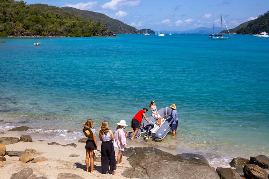 From Airlie Beach: Hook Island Cultural Tour, Sail & Snorkel - Who should book Lady Enid