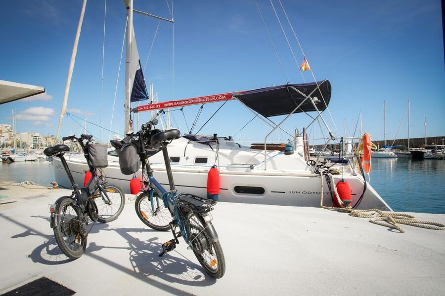 From Barcelona: E-Bike and Sailing Tour with Wine Tastings - How the transport choices change the experience