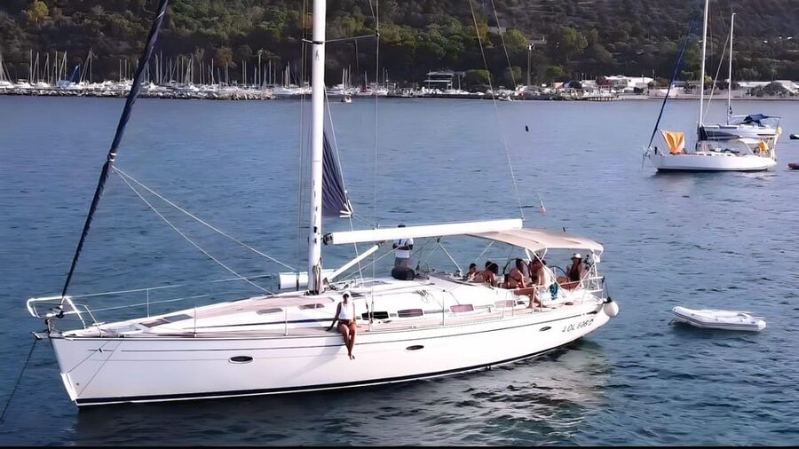 From Cagliari: Full Day Sailing at Mari Pintau - Sella del Diavolo: your first swim from the yacht