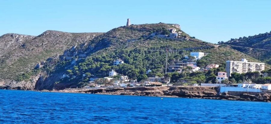 From Denia: Sunset Catamaran Trip - The return to Dénia port