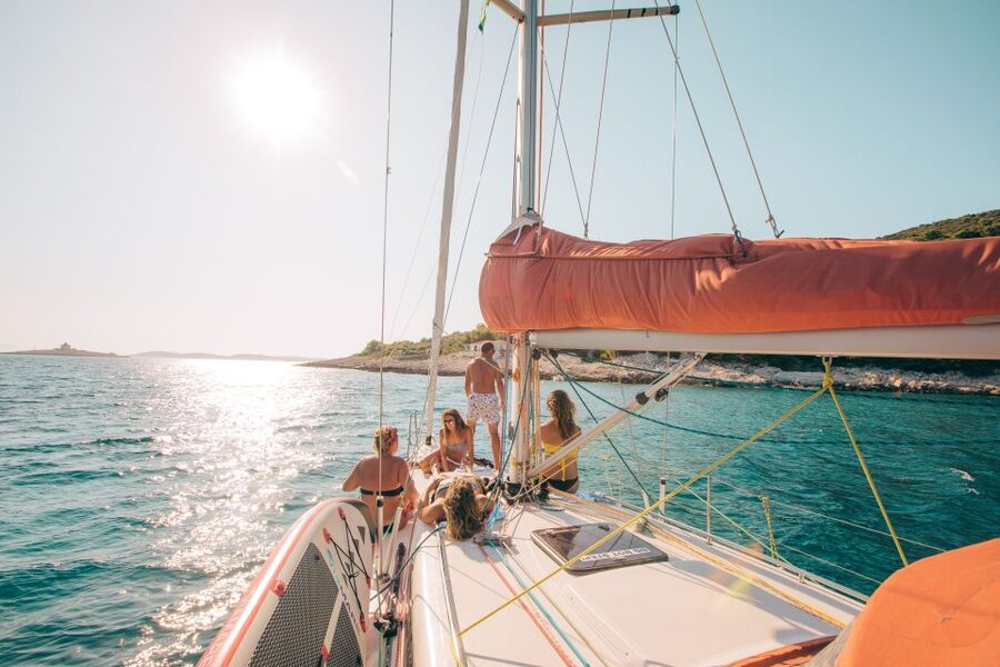 From Hvar: Boat Tour to Pakleni Islands on a Comfort Yacht - Morning or afternoon?
