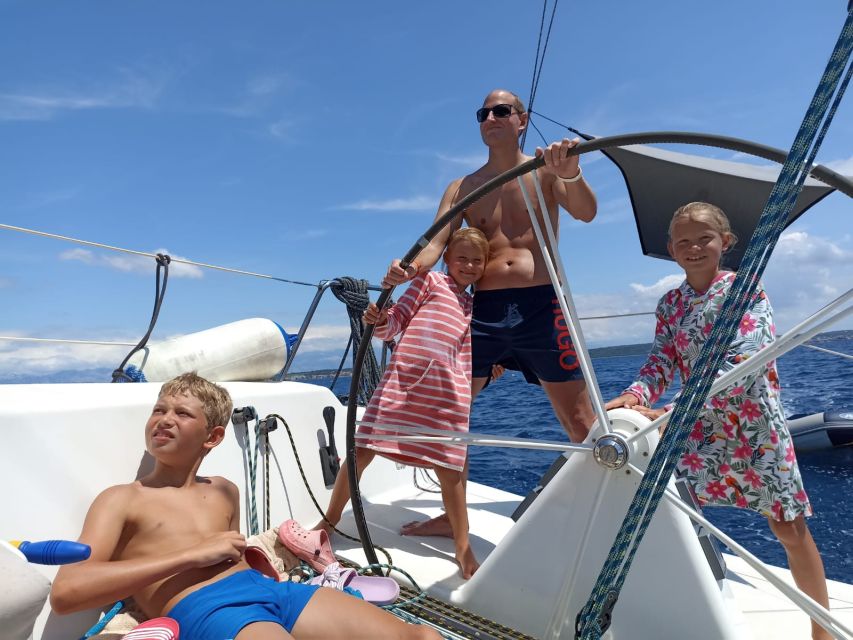 From Hvar: Pakleni Islands & Red Rocks Comfort Sailboat Tour - Key points to know before booking