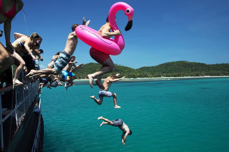 From Koh Samui: Half-Day Private Yacht Charter - A freshly cooked Thai buffet at sea