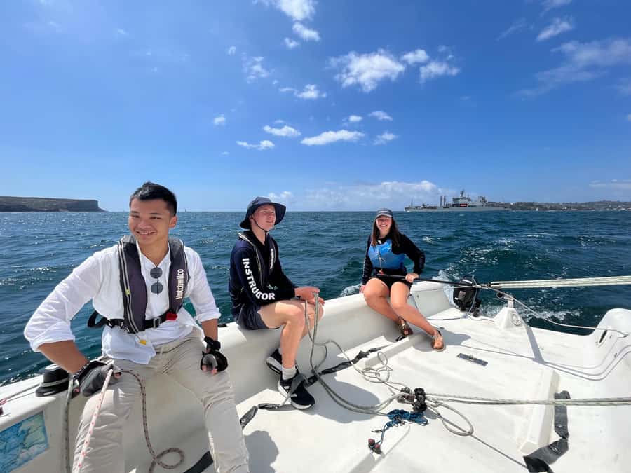 From Manly: Sydney Harbour Hands-On Taster Yacht Cruise - A short lesson before the yacht heads out