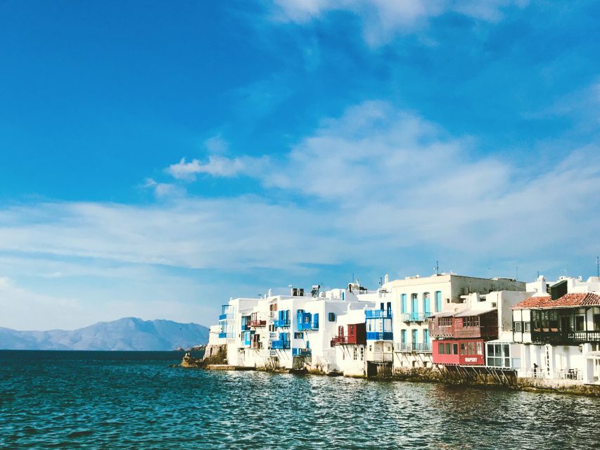 From Naxos: Mykonos Full-Day Trip by Catamaran - Arriving in Mykonos and finding your way around