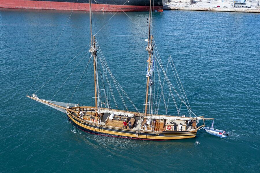 From Palamós: Southern Coast Sailing Tour - Sailing south from Sant Antoni to S’Agaró