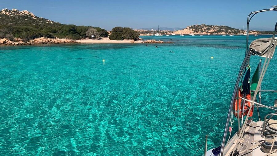 From Palau: Catamaran tour in La Maddalena Archipelago - Who should book this catamaran trip?