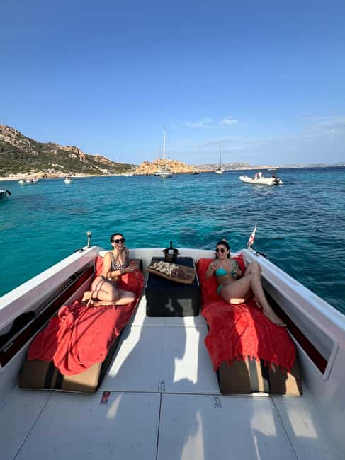 From Palau/La Maddalena: All inclusive Yacht Tour - Budelli, natural pools, and Pink Beach