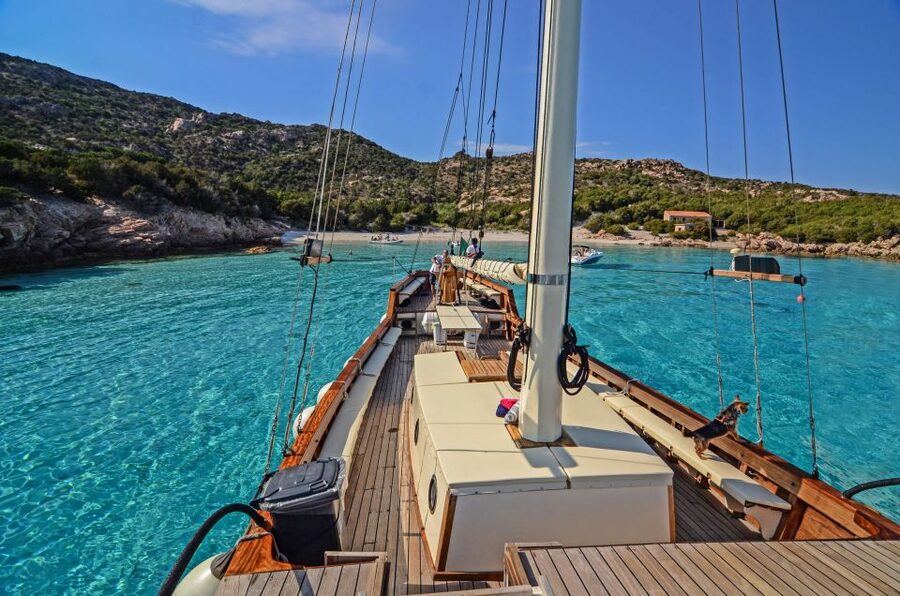 From Palau or La Maddalena: Archipelago Sailing Ship Tour - Cala Corsara and the long beach break