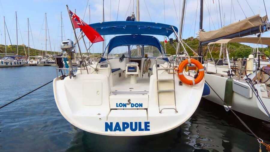 From Santa Teresa: Sailboat Tour to Corsica with Lunch - What the first 30 minutes at sea are like