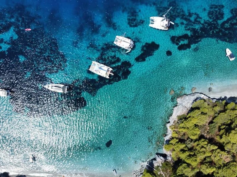 From Skiathos Marina: Yacht Sailing Day Trip with Lunch - Lunch in a traditional Greek taverna