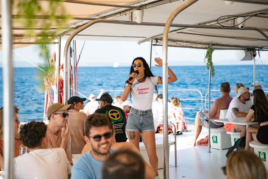 From Split: Catamaran Cruise to Golden Horn & Brač island. - Quick takeaways from the Summer Blues day